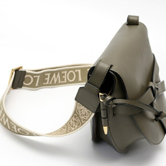 LOEWE Khaki Shoulder Bag - Picture 2 of 7